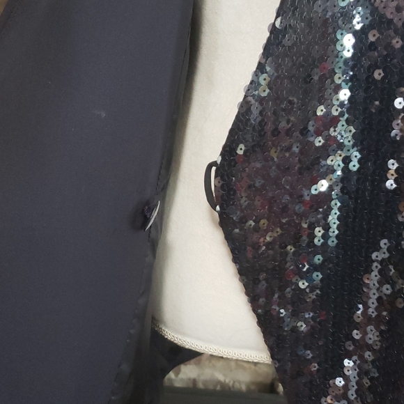 TODAY⚡️ESCADA MARGARETHA LEY DESIGNER VNECK SZ 40 - Picture 4 of 11